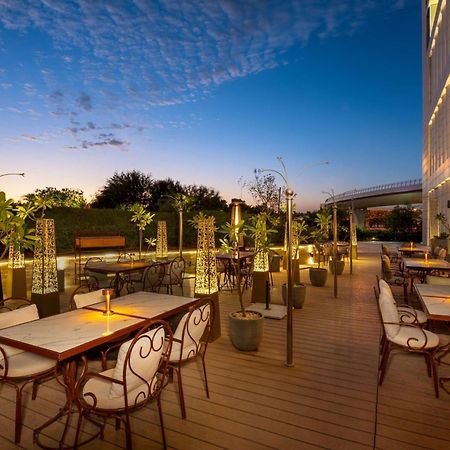 Hilton Riyadh Hotel & Residences Eksteriør billede The Park, Hyderabad