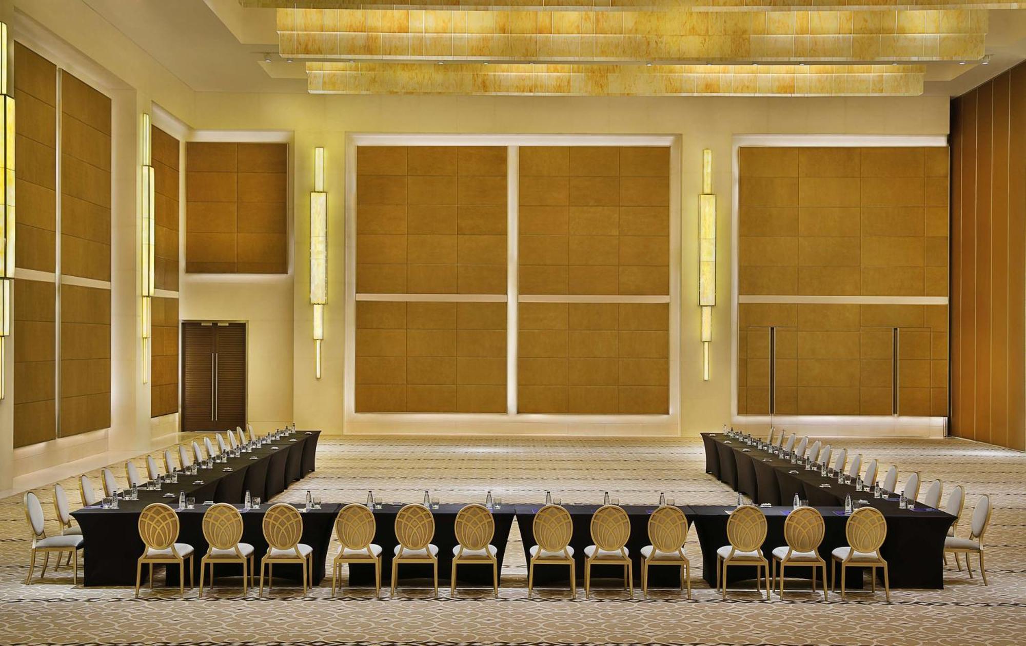 Hilton Riyadh Hotel & Residences Eksteriør billede The Grand Ballroom