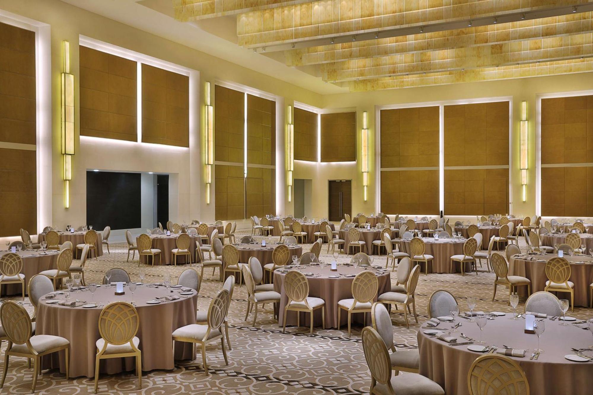 Hilton Riyadh Hotel & Residences Eksteriør billede The Grand Ballroom