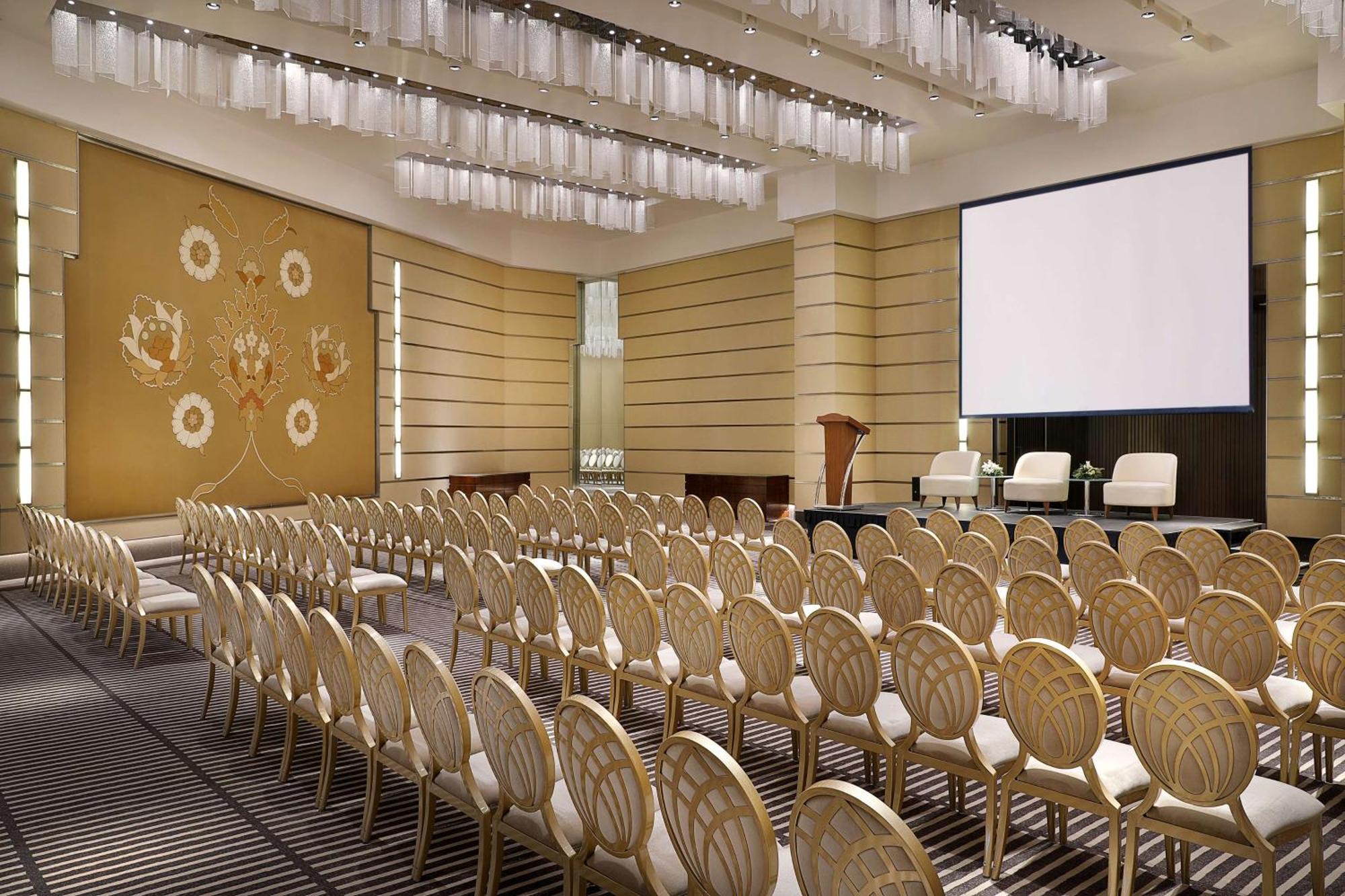 Hilton Riyadh Hotel & Residences Eksteriør billede The ballroom