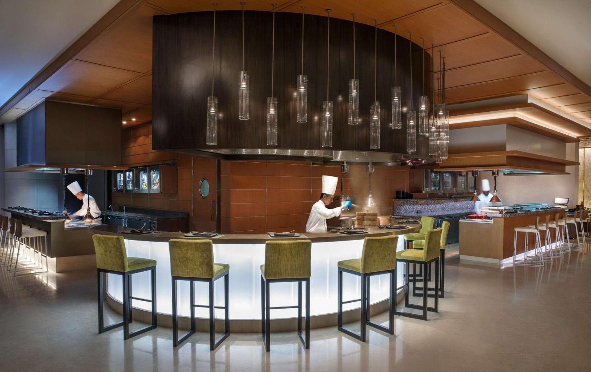 Hilton Riyadh Hotel & Residences Eksteriør billede The kitchen at the restaurant