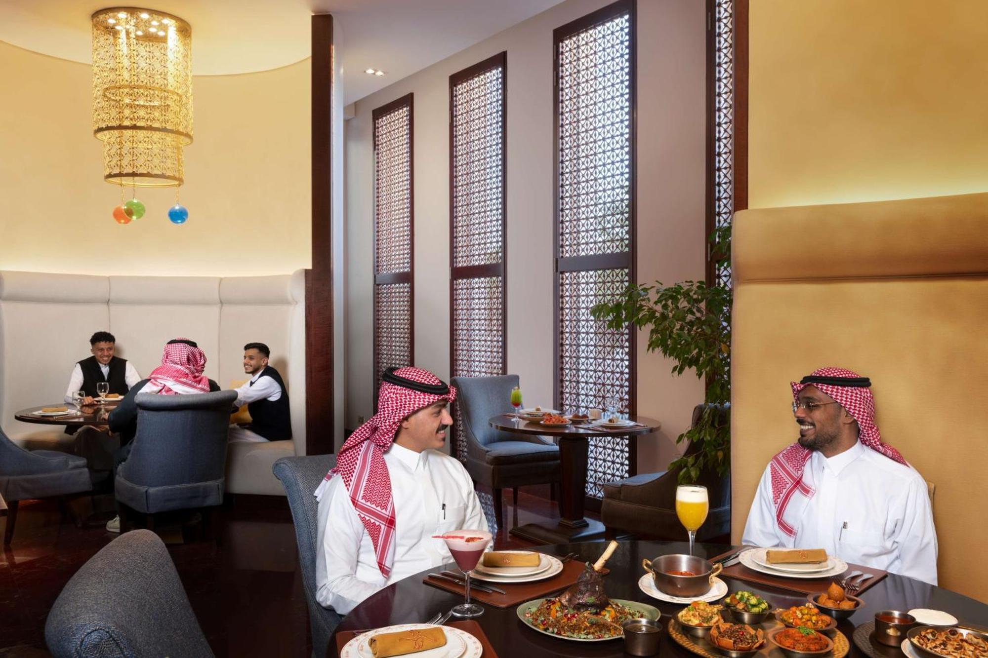 Hilton Riyadh Hotel & Residences Eksteriør billede The restaurant